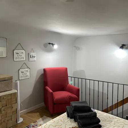 Апартаменты Moon House Катания